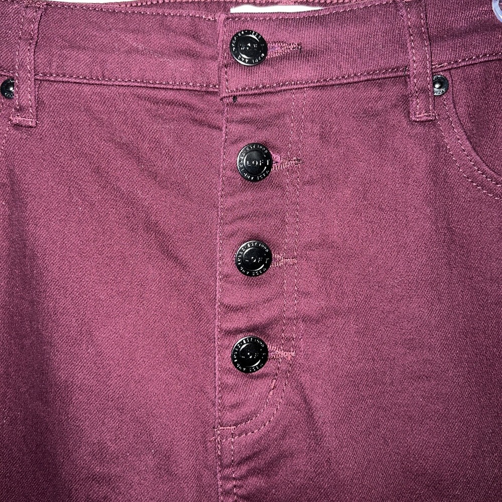 LOFT Outlet Denim Legging Jeans‎ Women's Size 10 Maroon Curvy High Rise Skinny